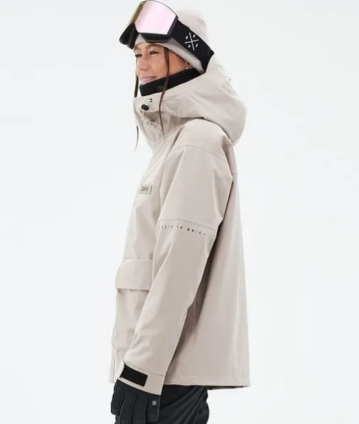 acme_w_4-4.webp Acme W