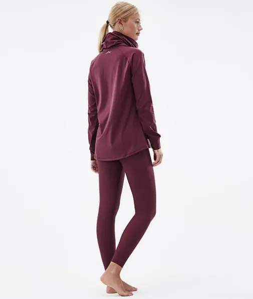 snuggle_w__4-4.webp Snuggle W 2022